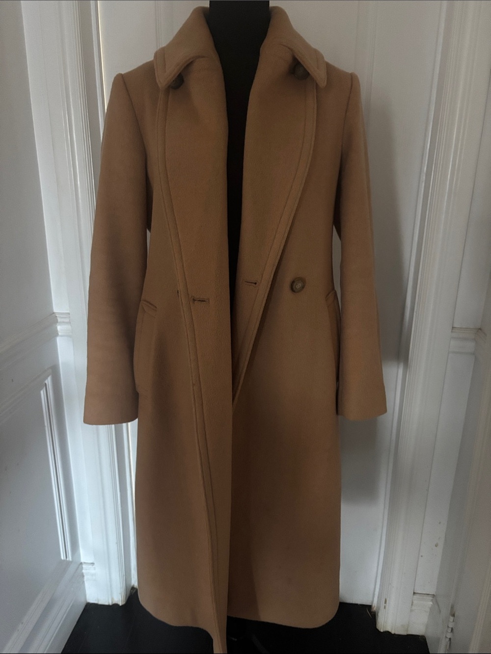 LIKE NEW! Ladies Club Monaco Camel Single-Breasted Wool Coat